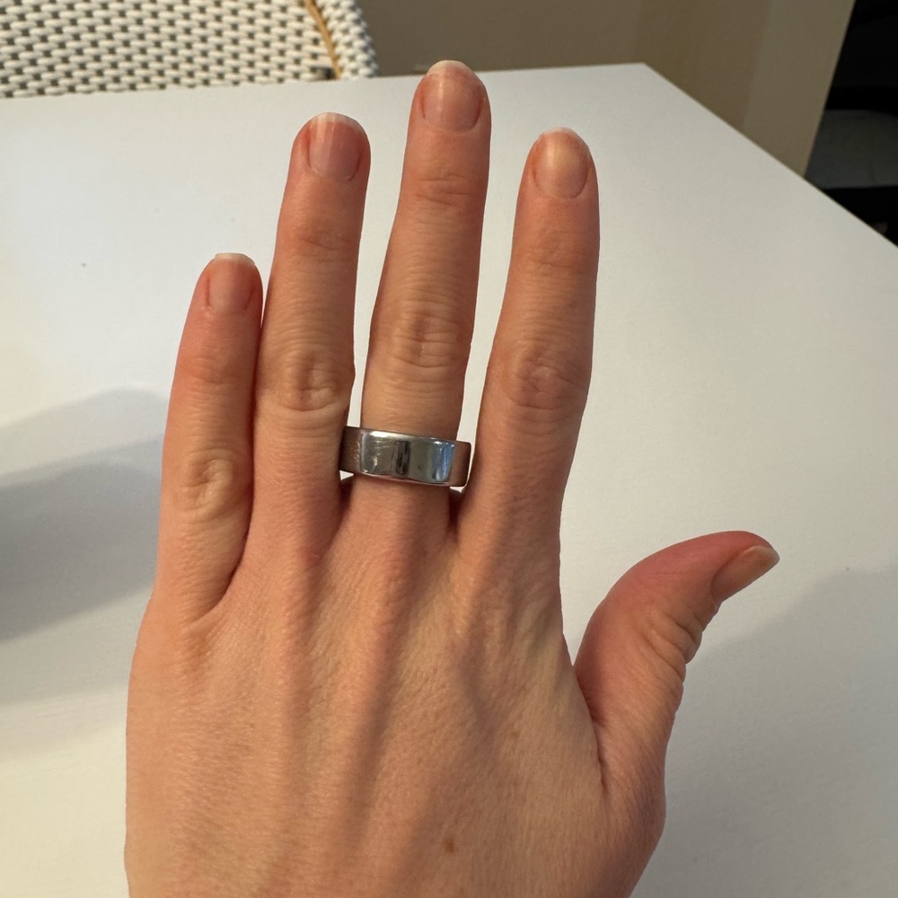 Oura Ring Gen 4 Size 7 Silver